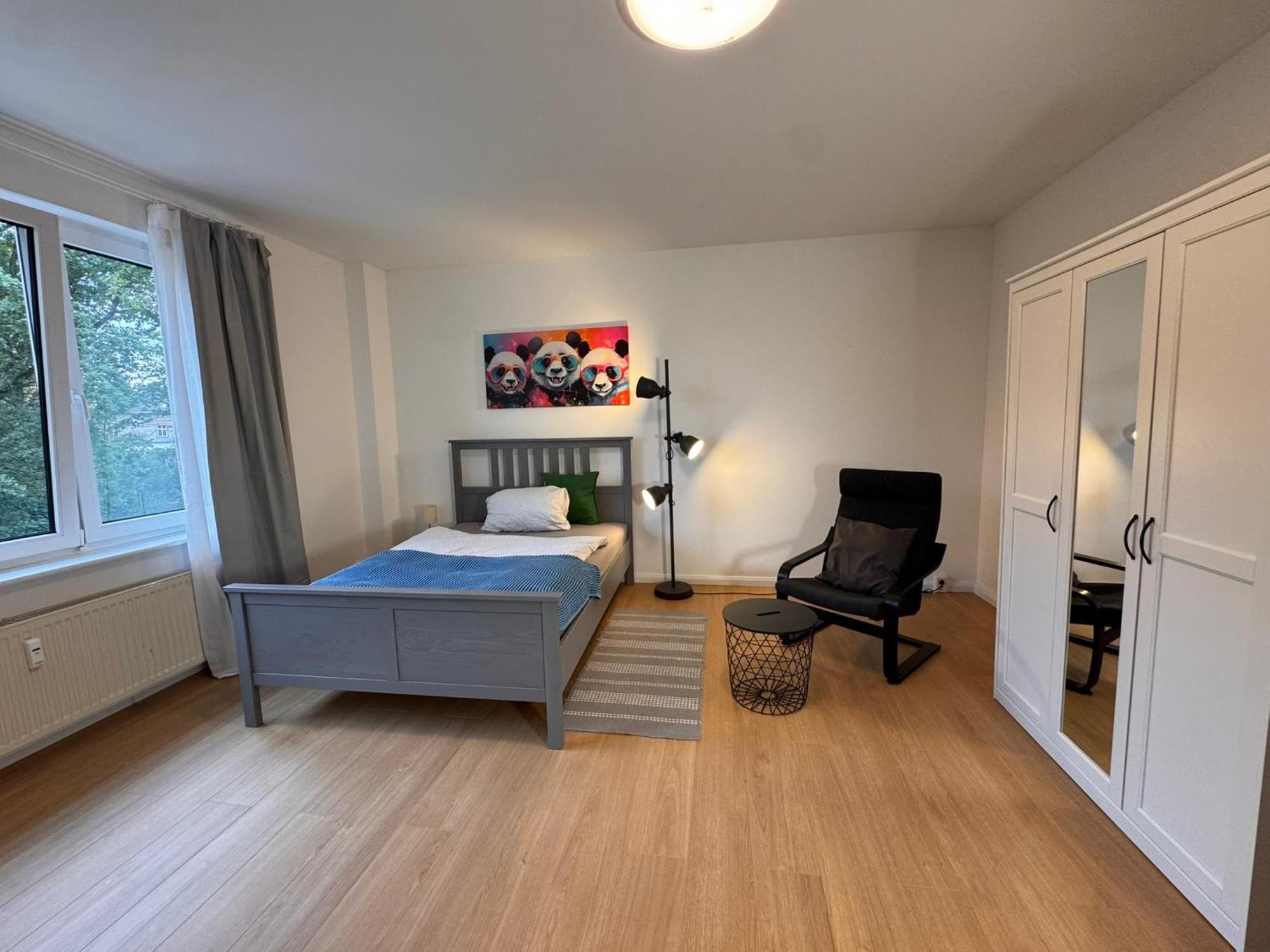 Fc-Apartmenthaus Falkensee Mit Grossem Garten Und Pkw Stellflaechen Εξωτερικό φωτογραφία